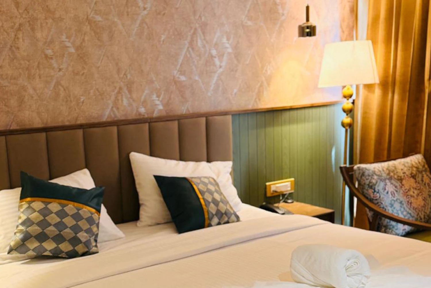 Hosta Inn Resort