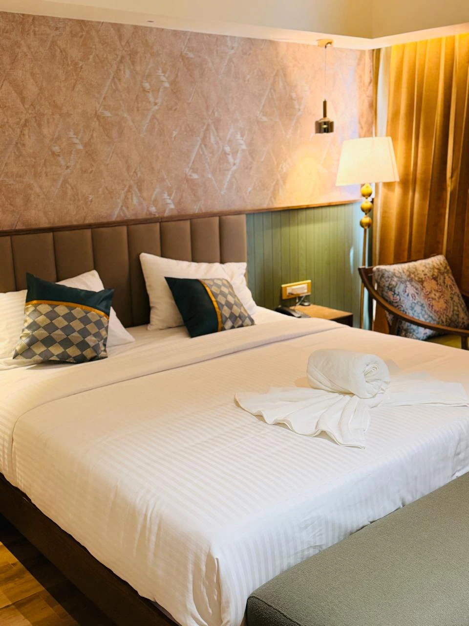 Luxury Room Gallery Image